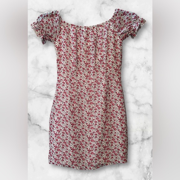 Nasty Gal Ditsy Bardot Cap Sleeve Floral Mini Dress On or Off Shoulder Size 0 - Picture 4 of 14